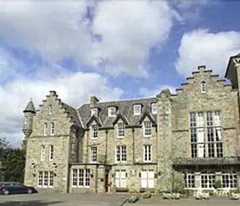 milton birnam hotel