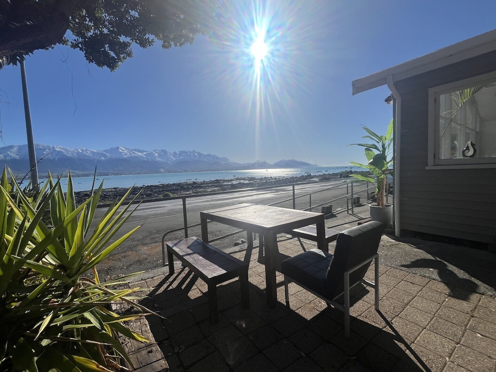 kaikoura seaside lodge