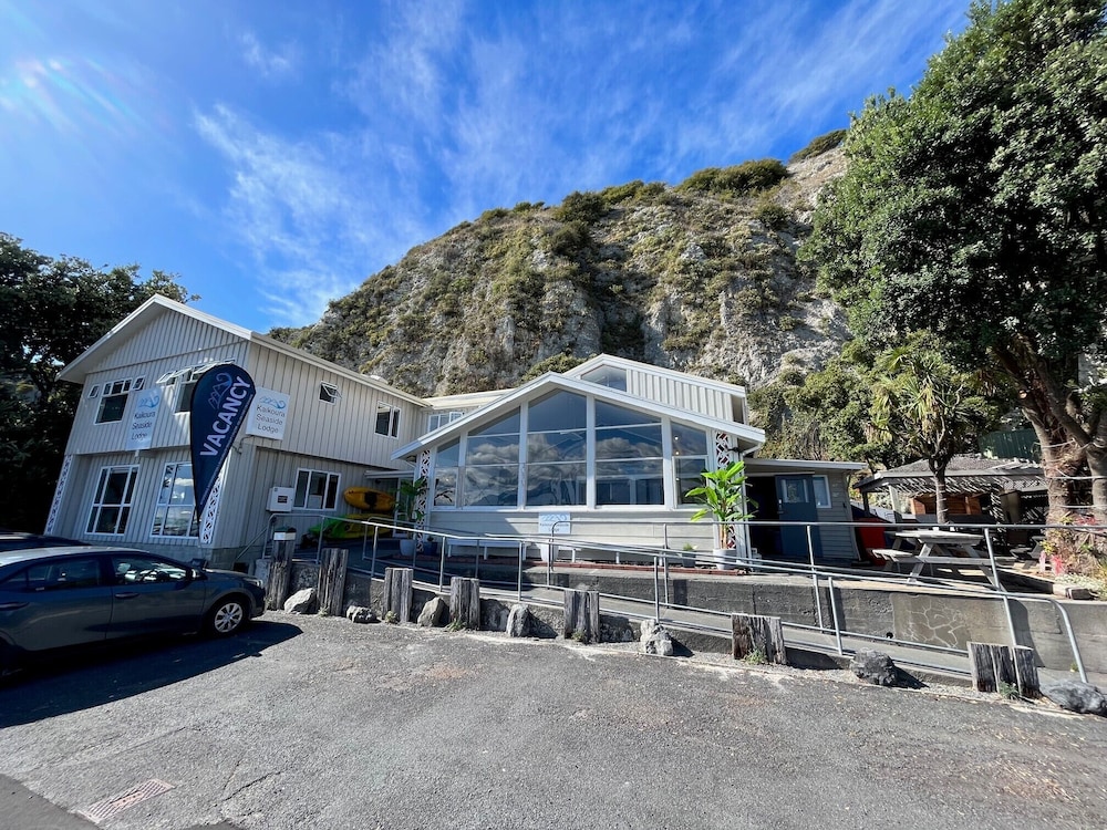 kaikoura seaside lodge