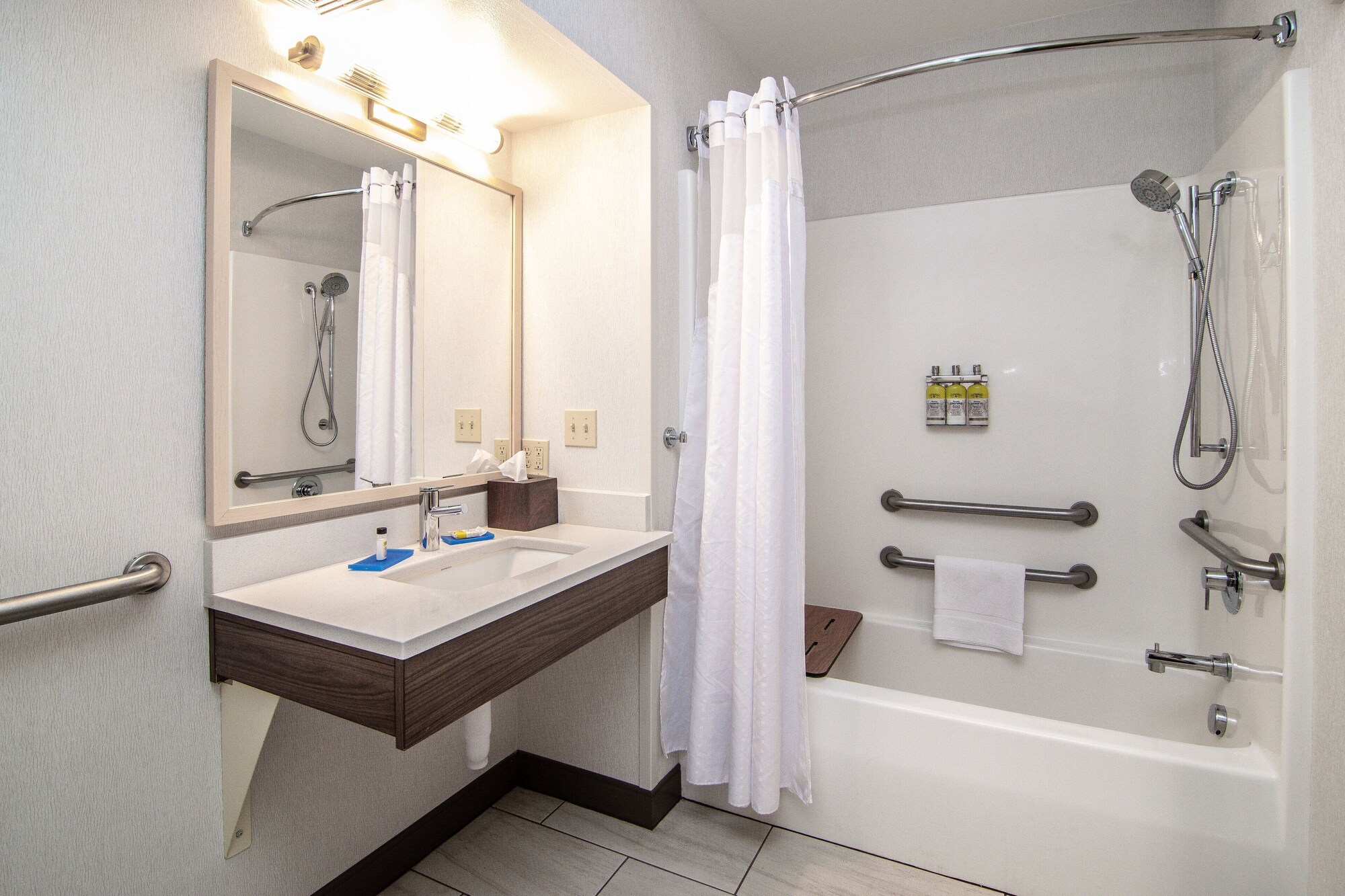 holiday inn express kalispell by ihg