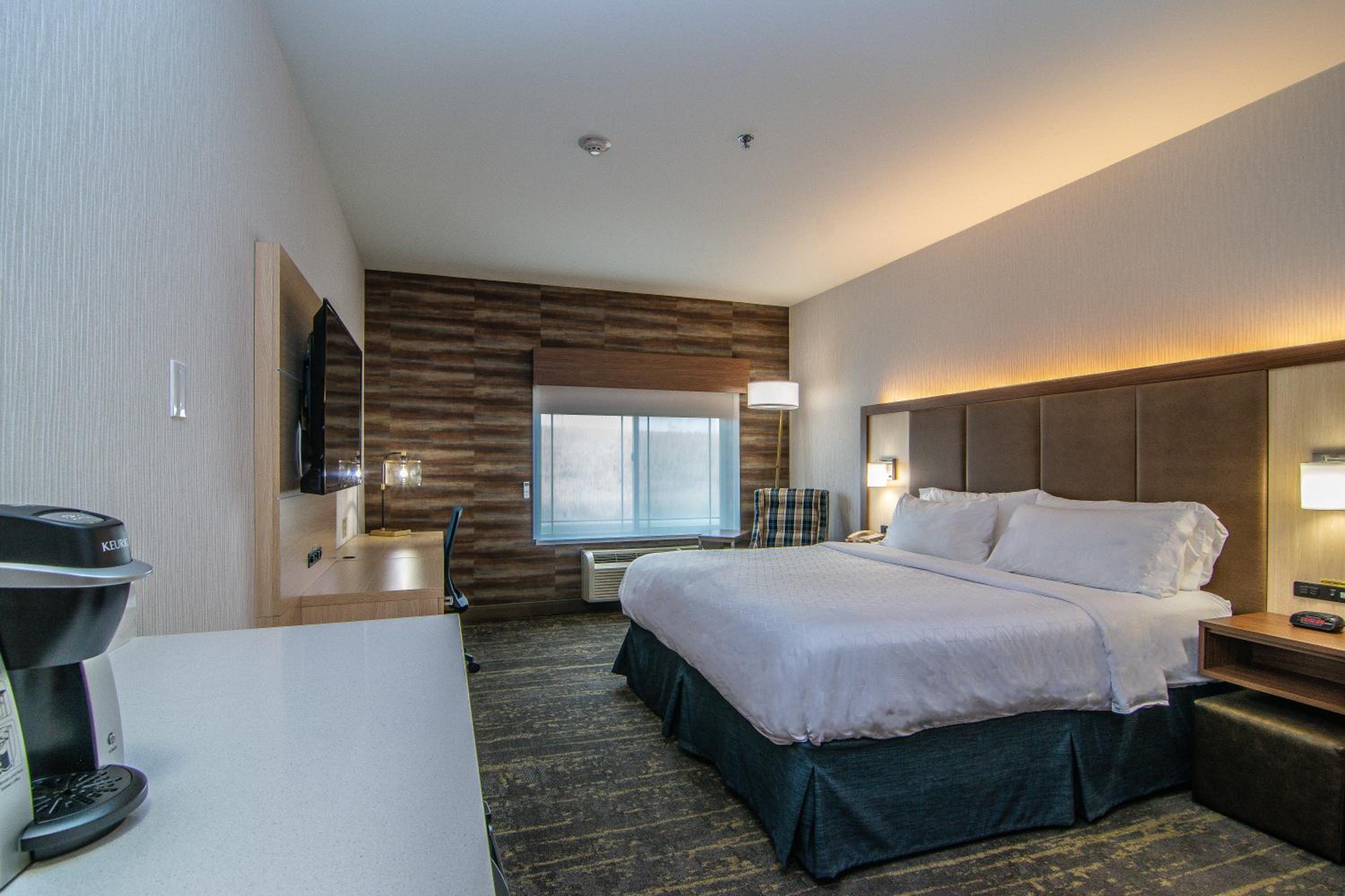 holiday inn express kalispell by ihg