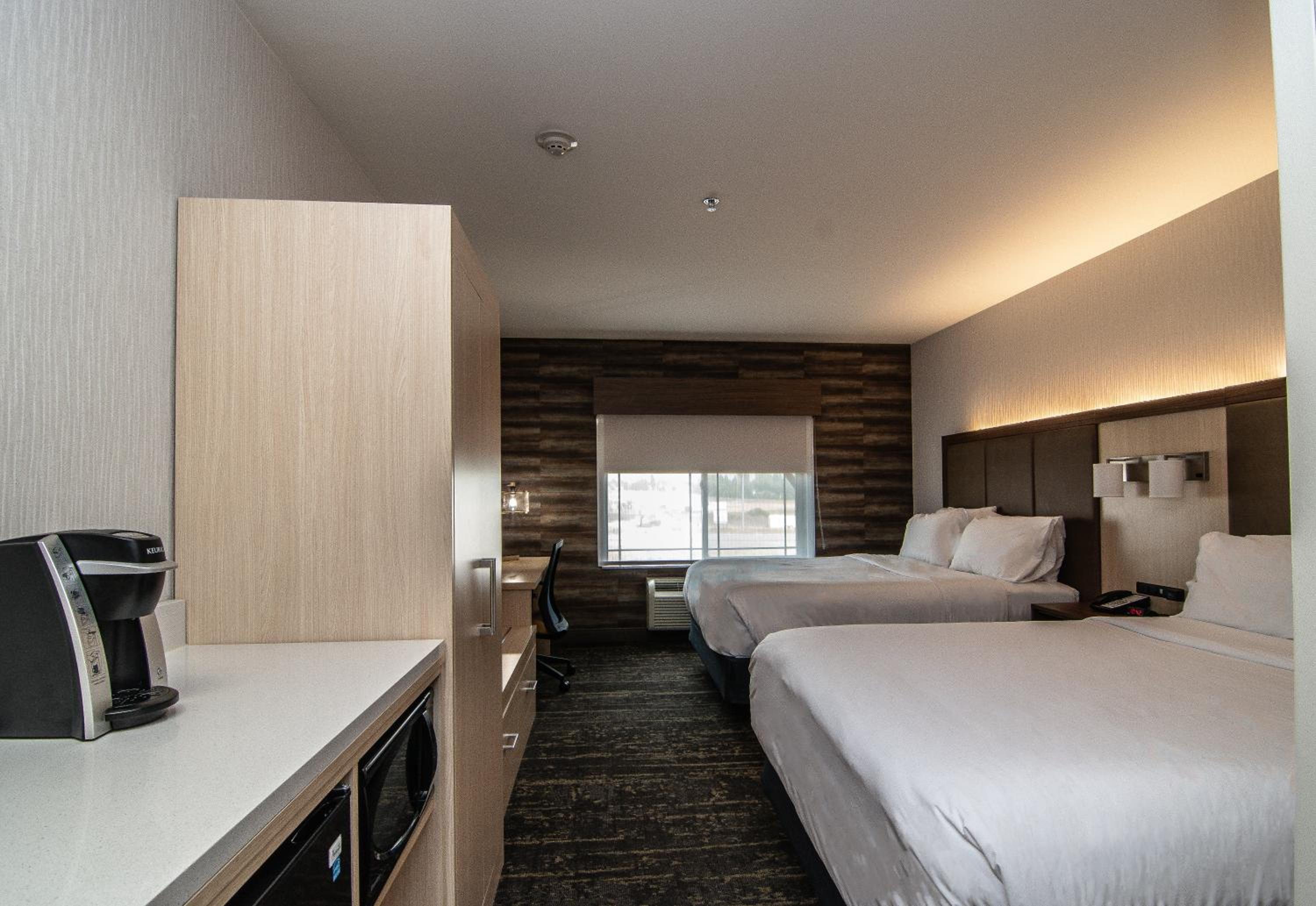 holiday inn express kalispell by ihg