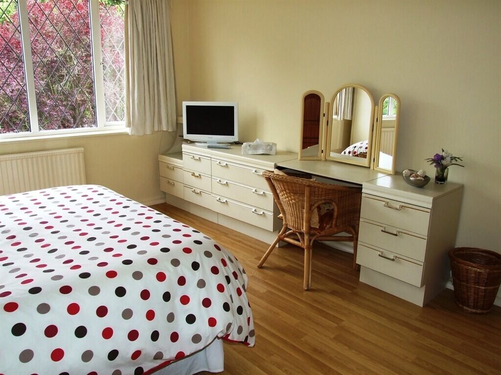 gayton bandb
