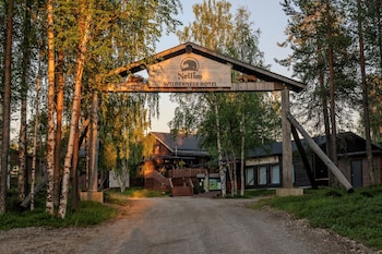 wilderness hotel nellim and igloos