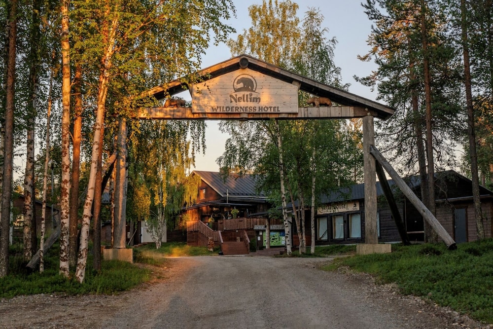 wilderness hotel nellim and igloos