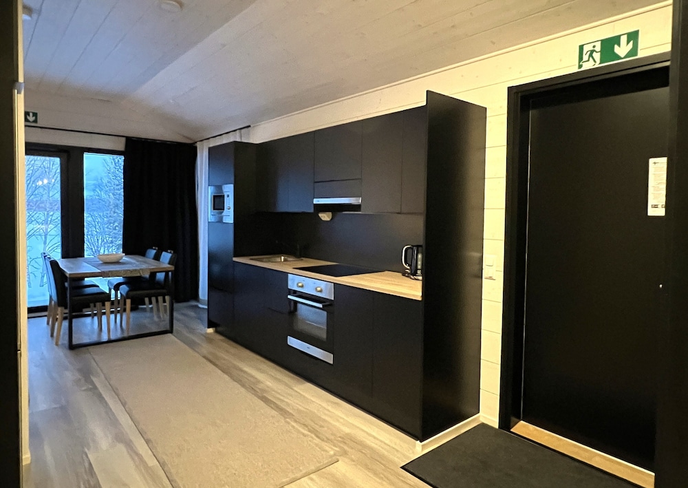 wilderness hotel nellim and igloos