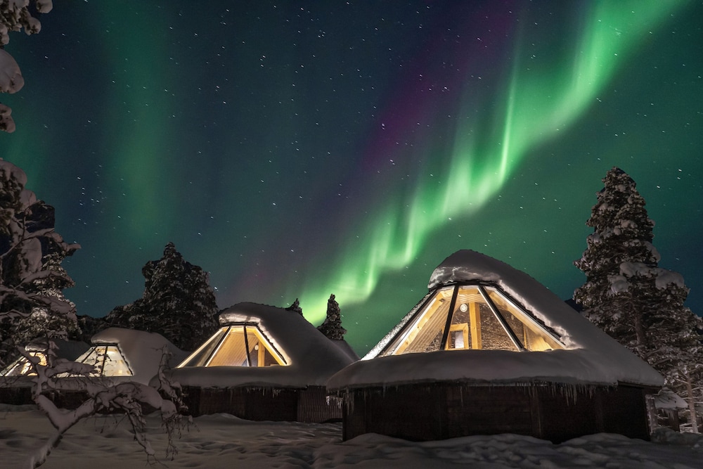 wilderness hotel nellim and igloos