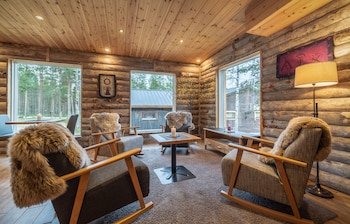 wilderness hotel nellim and igloos