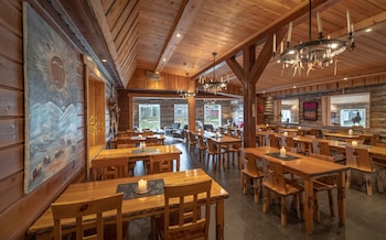 wilderness hotel nellim and igloos