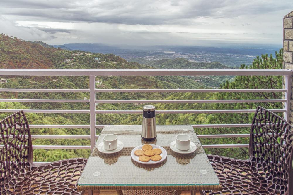 lake view kasauli cottage