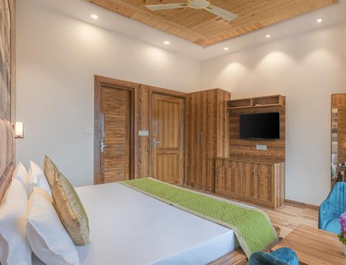 lake view kasauli cottage