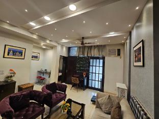 deer park luxury homestay safdarjang enclave