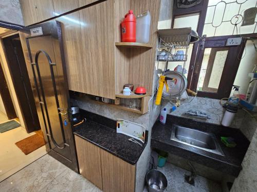 deer park luxury homestay safdarjang enclave