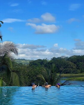 gatun lake lodge