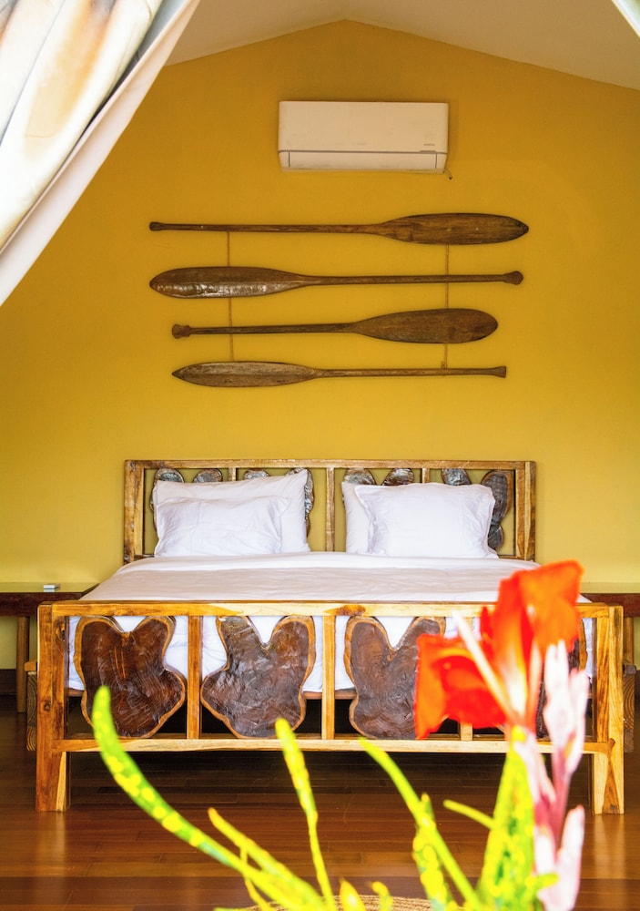 gatun lake lodge