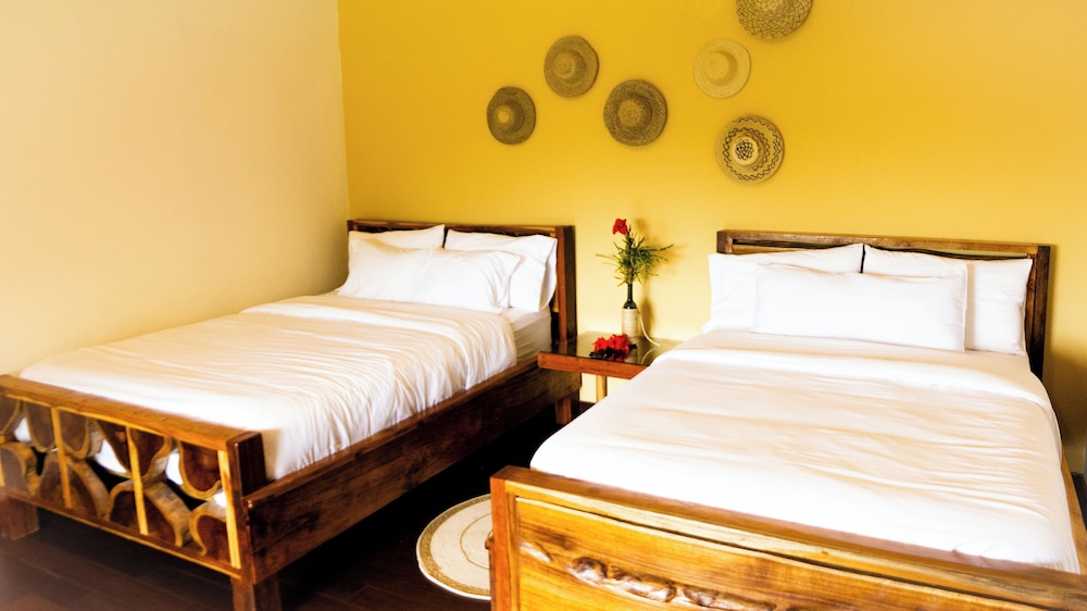 gatun lake lodge