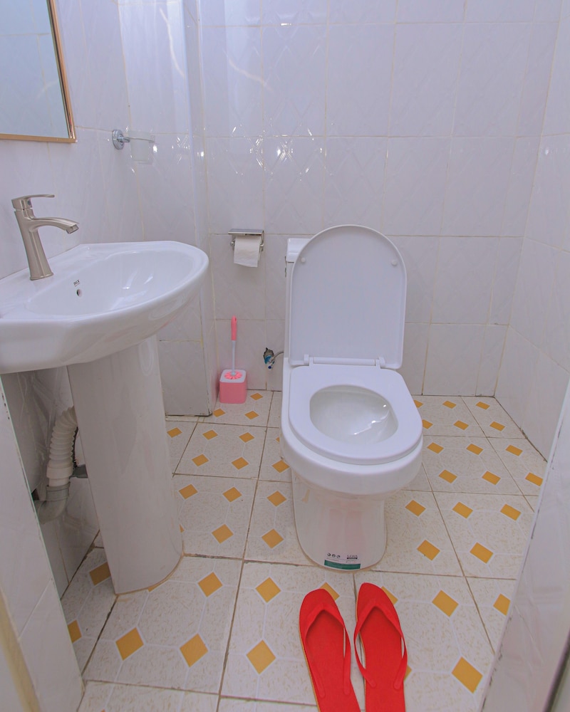 mbale emperors motel