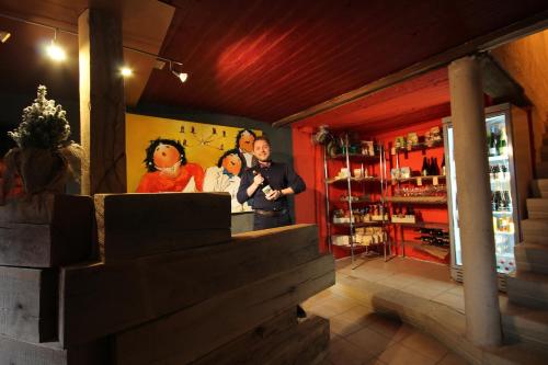 la vie en rose hotel