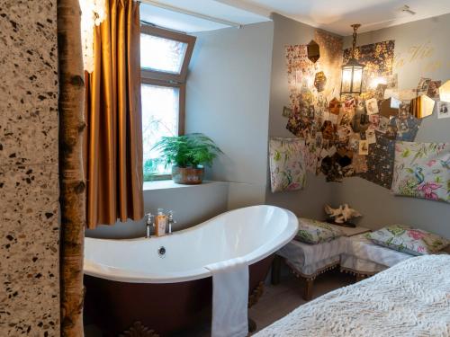 la vie en rose hotel