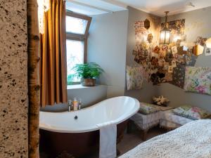 la vie en rose hotel