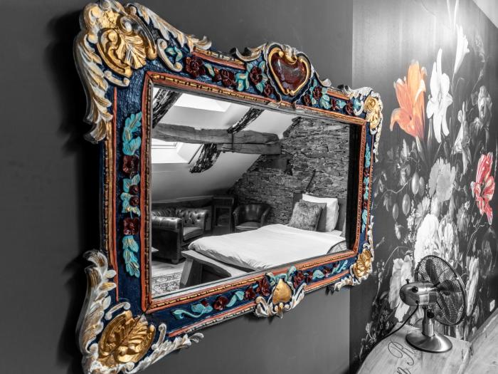 la vie en rose hotel