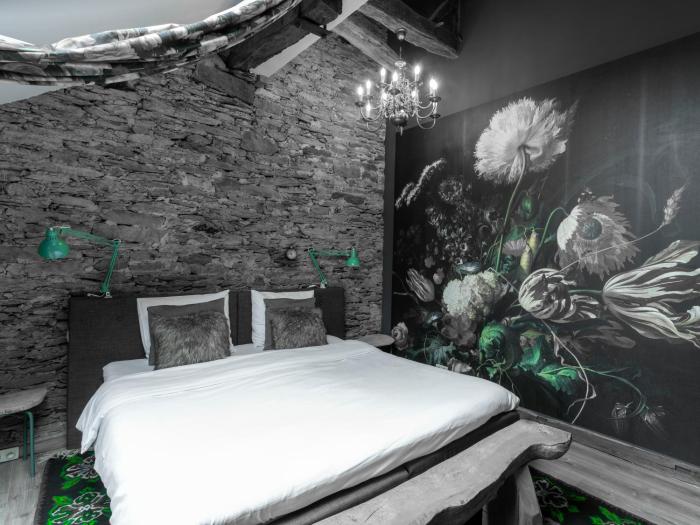 la vie en rose hotel