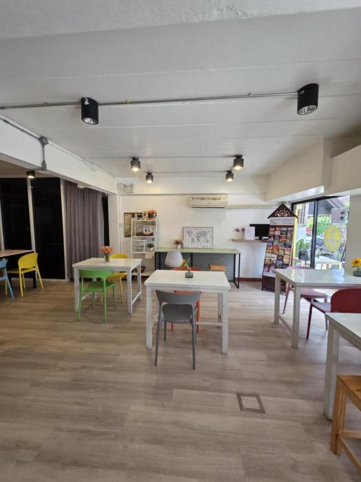 chiang mai walking street home