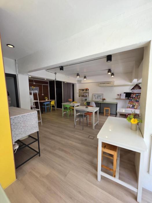 chiang mai walking street home