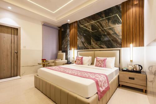 hotel transit international aerocity delhi airport