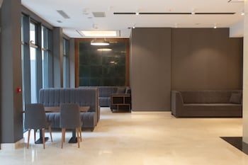 neptun palace kvariati