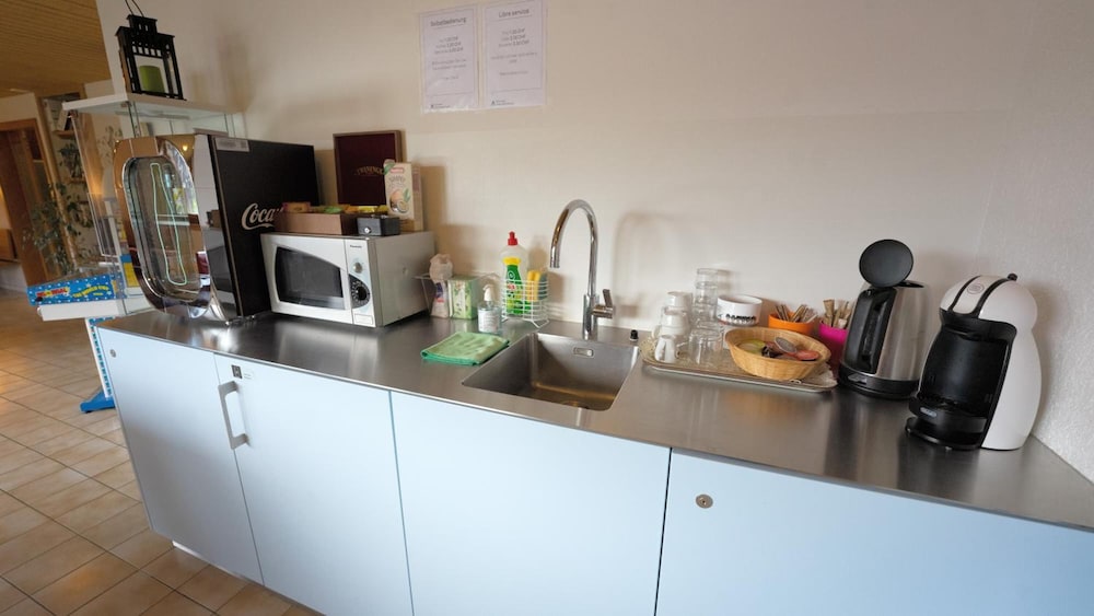 delemont youth hostel