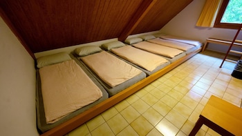 delemont youth hostel