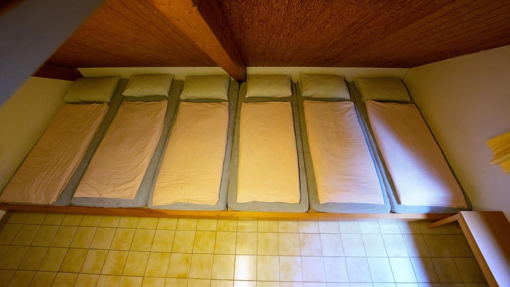 delemont youth hostel