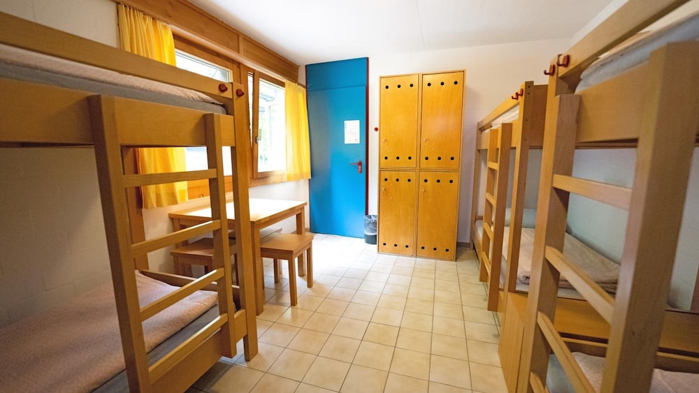 delemont youth hostel