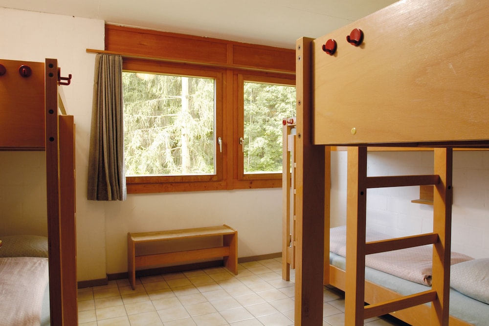 delemont youth hostel