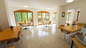 delemont youth hostel