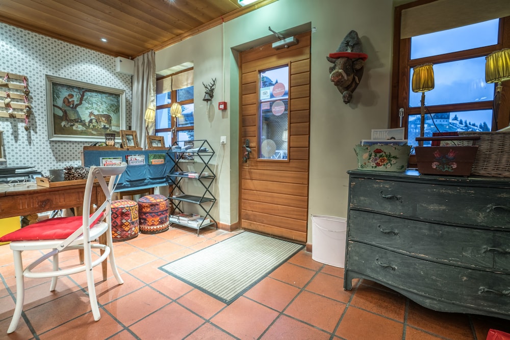 hamilton lodge and spa