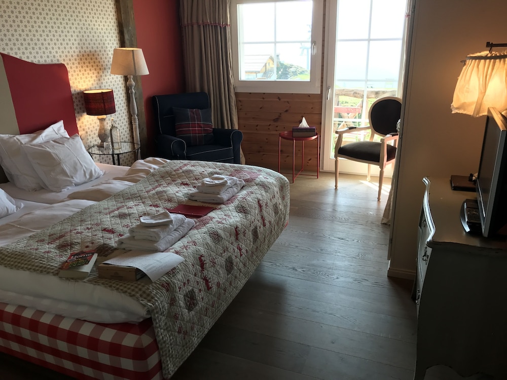 hamilton lodge and spa