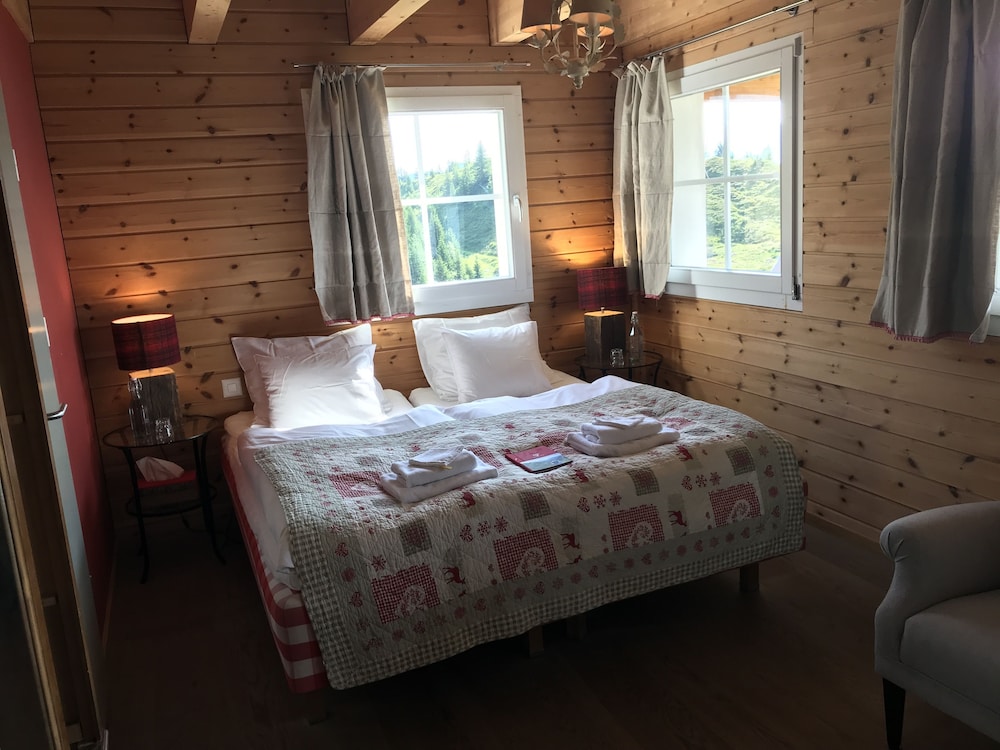 hamilton lodge and spa