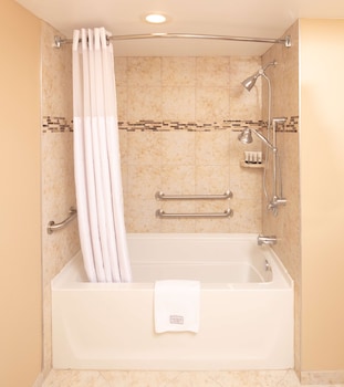 red lion hotel orlando lake buena vista south