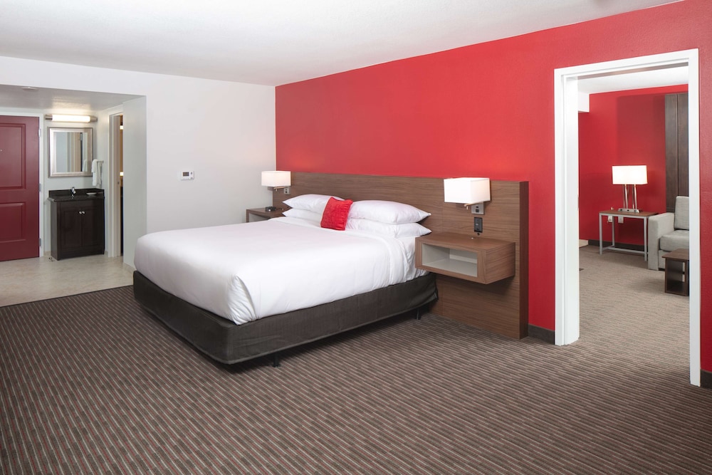 red lion hotel orlando lake buena vista south