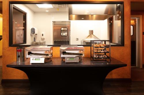 red lion hotel orlando lake buena vista south