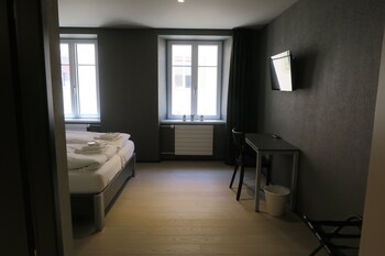 Hotel De Ville,,3 star