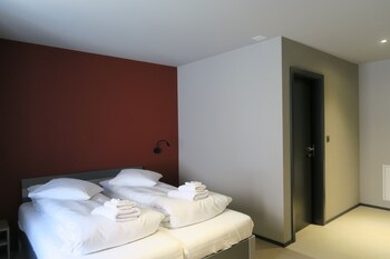 Hotel De Ville,,3 star