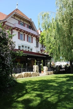 hotel restaurant lacacia