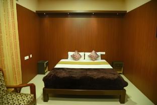 grand jp inn