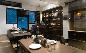 The Emerald Hotel & Executive Apartments,,3.5 star