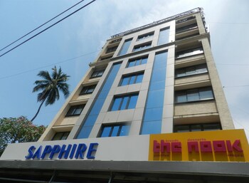 the emerald hotel and executive apartments