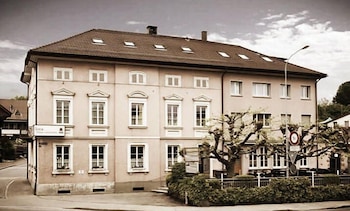 hotel restaurant jura