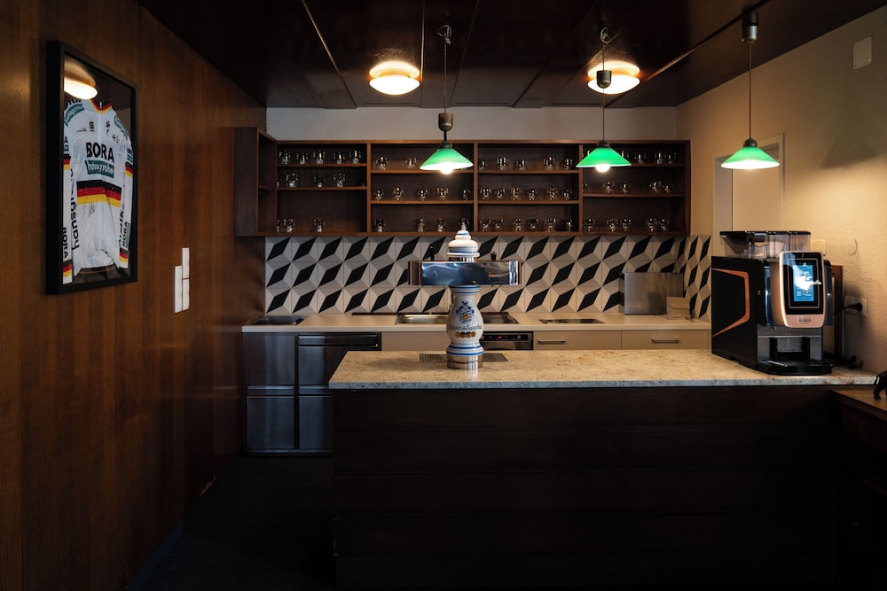 velotique hotel angelika